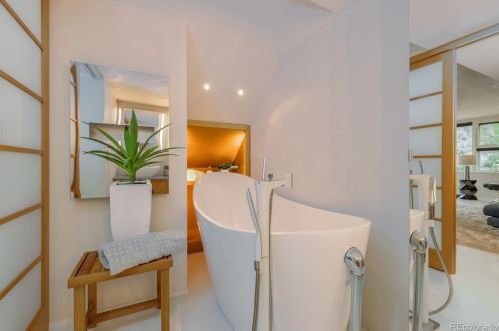 950 6th St, Boulder CO  80302-7125 exterior