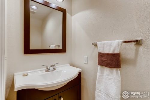 2011 Dailey Ln, Broomfield CO 80027 exterior