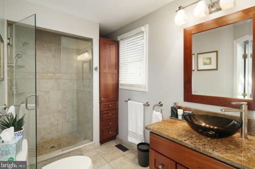 104 Roberts Ave, Tavistock NJ 08033 exterior