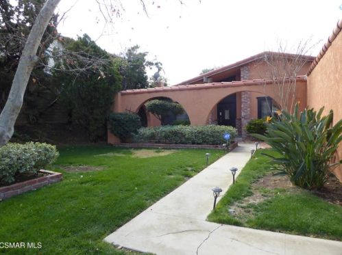5540 Old Salt Ln, Calabasas, CA 91301-1941