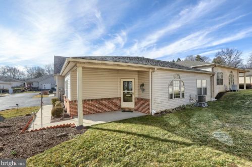 105 Leonard Ln, Harrisburg, PA 17111-4776