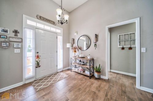 2730 Meadow Gate Way, Loganville, GA 30052-4978