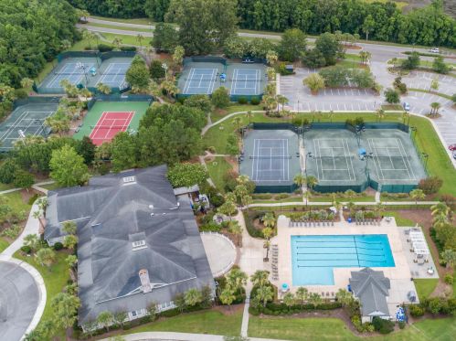 3124 Sturbridge Rd, Mount Pleasant SC  29466-8241 exterior