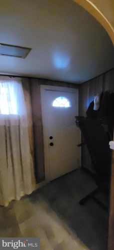 222 Morris Ave, Trenton NJ  08611-3665 exterior