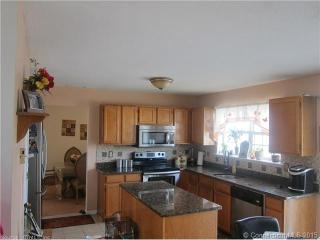 44 Morning Glory Dr, Middletown CT  06457-1777 exterior