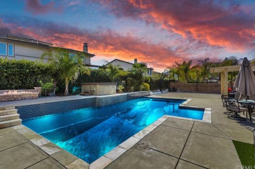 46102 Hunter Trl, Temecula, CA 92592-4156