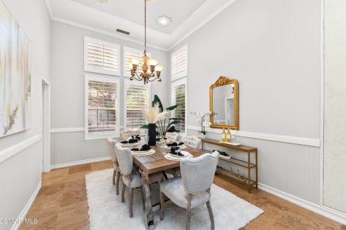 531 Granite Hl St, Simi Valley CA 93065-0608 exterior