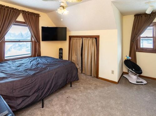 737 Desoto St, Saint Paul MN  55130-4215 exterior