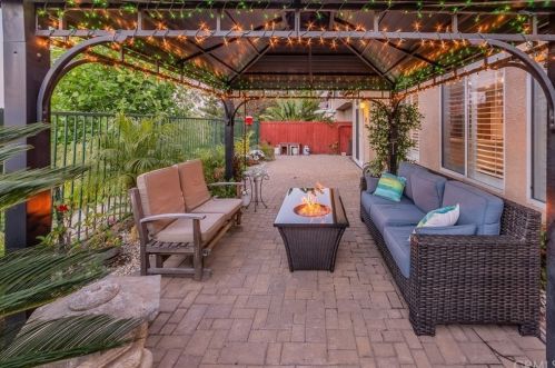 8735 Fallbrook Way, Anaheim CA  92808-3600 exterior