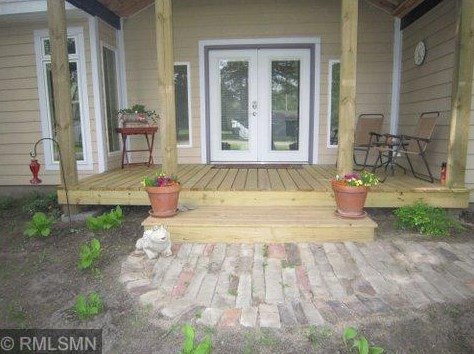 510 Whipple Ave, Hackensack, MN 56452