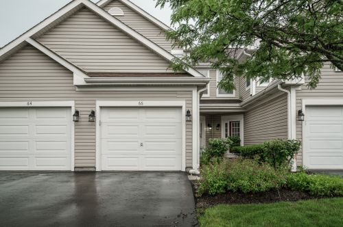 66 Harvest Gate, Barrington Hills, IL 60156