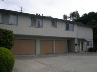 2124 Aldengate Way, Hayward, CA 94545-3528