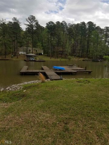 61 Lakewood Dr, Mayfield, GA 31087-5216