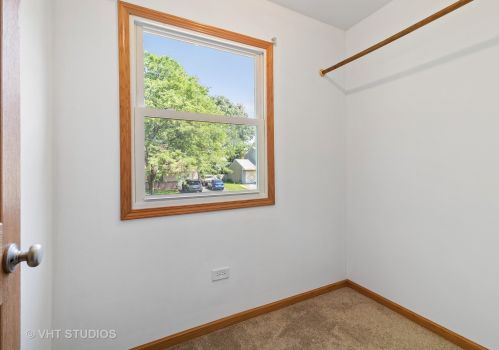 519 Spruce Rd, Lemont IL  60440-2504 exterior