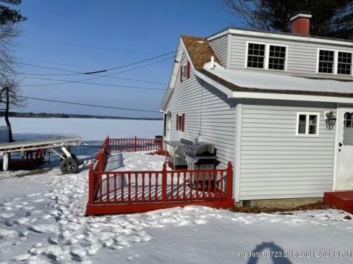 125 Perk Orock Landing Rd, Orono, ME 04473-3029