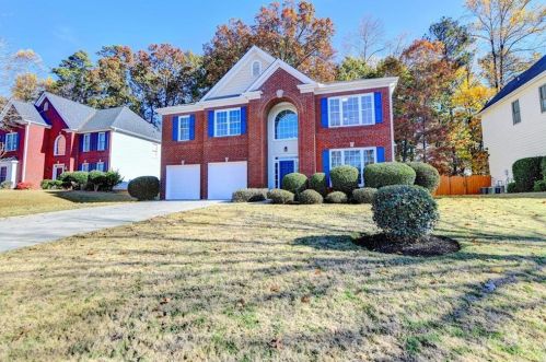 4294 Catamount Dr, Lilburn, GA 30047-8953