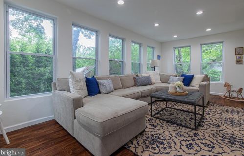 9301 Mintwood St, Silver Spring MD 20901-3523 exterior