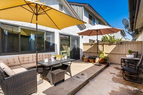 1495 Cerritos Ave, Anaheim CA  92802-2282 exterior