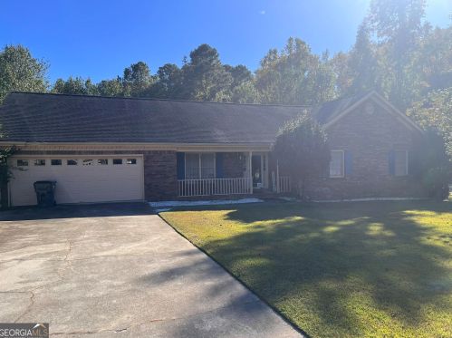 1241 Great Oaks Dr, Conyers, GA 30013-3098
