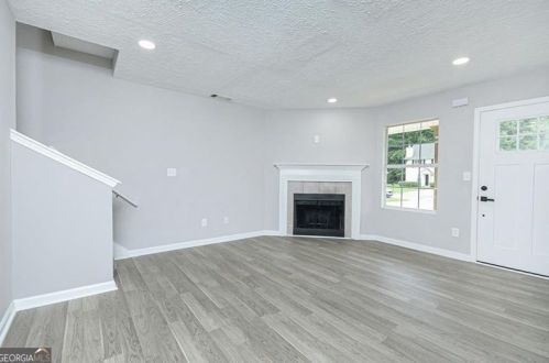 5484 Denny Dr, Atlanta GA  30349-5223 exterior