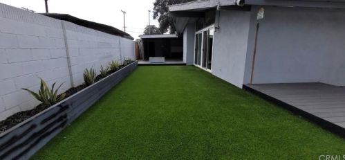 1917 Beacon Ave, Anaheim CA  92804-4422 exterior