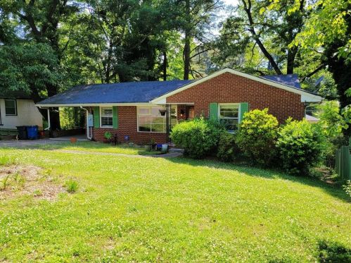 2573 Delowe Dr, Atlanta, GA 30344-2344