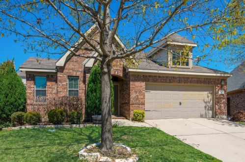 2541 Whispering Pines Dr, Fort Worth, TX 76177-2144