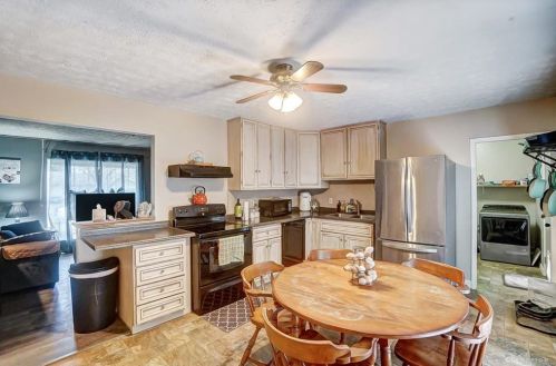 3133 Eastham St, Springfield OH  45503-1703 exterior