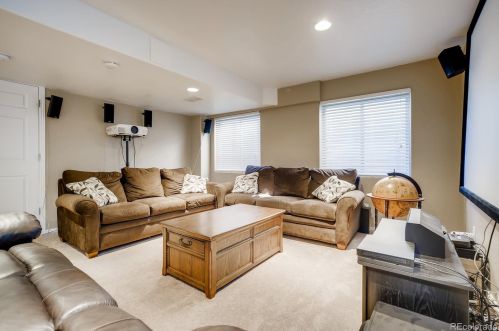 16171 Phillips Dr, Englewood CO 80112-4603 exterior