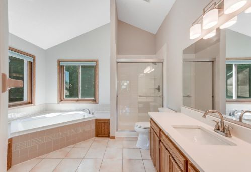 663 Bridle Ridge Rd, Saint Paul MN  55123-1679 exterior