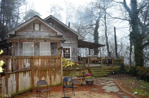 112 Titanium Ln, Clayton, GA 30525-4072