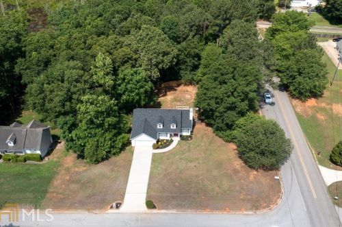 2000 Big Cypress Ln, Locust Grove, GA 30248-2642