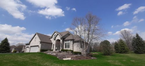 3704 Cypress Dr, Spring Grove, IL 60081-8617