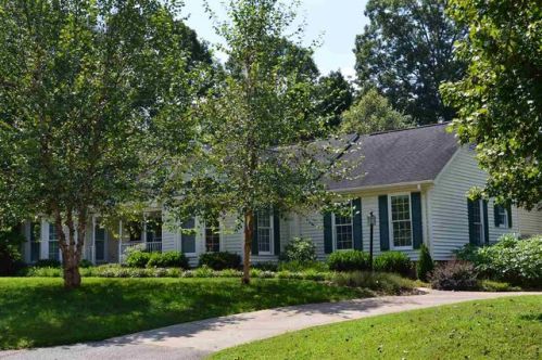 100 Harvard Cmn, Easley, SC 29642-8806