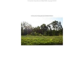 3988 Pinnacle View Dr, Hurricane, WV 25526-7413