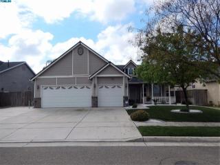 2589 Kaiser Creek Ave, Tulare, CA 93274-6252