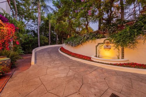 1422 Palm St, Altadena, CA 91001-2023