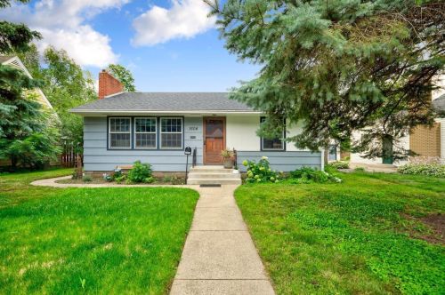 1604 Hollywood Ct, Saint Paul MN  55108-2130 exterior