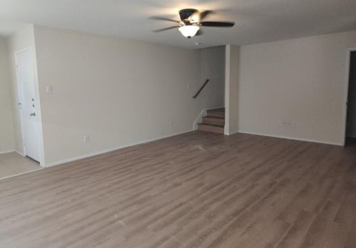 204 Ruby Lake Dr, Uhland, TX 78640-5869