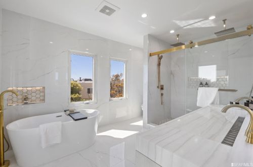 1559 37th Ave, San Francisco CA  94122-3126 exterior
