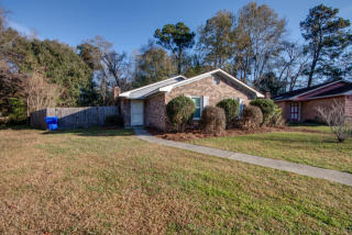 1676 Durkee St, Charleston, SC 29414-6349
