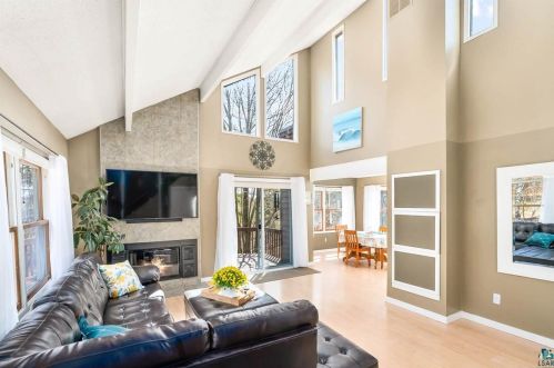 114 Lyons St, Duluth, MN 55811-2377
