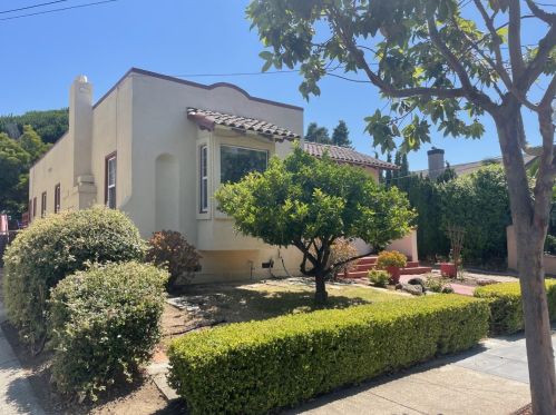 116 Arundel Rd, Burlingame, CA 94010-3026