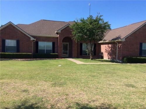 8202 Tamarron Dr, Waxahachie, TX 75167-7226