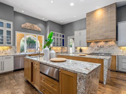 4750 Gresham Dr, Folsom CA  95762-7700 exterior
