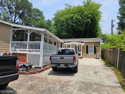536 Stell Rd, Holly Springs, GA 30188-4314