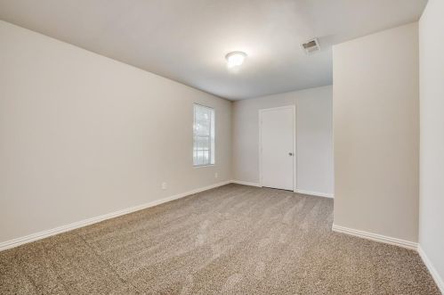 2732 Stark St, Fort Worth TX  76112-6555 exterior