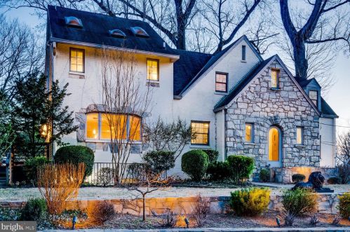 2522 24th St, Arlington, VA 22207-4907