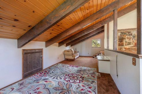 10132 Jeffery Pine Rd, Truckee CA  96161-8104 exterior