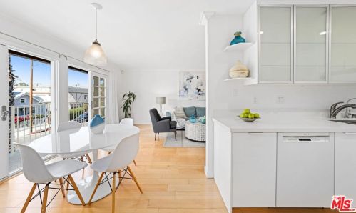 428 Hill St, Santa Monica, CA 90405-4226